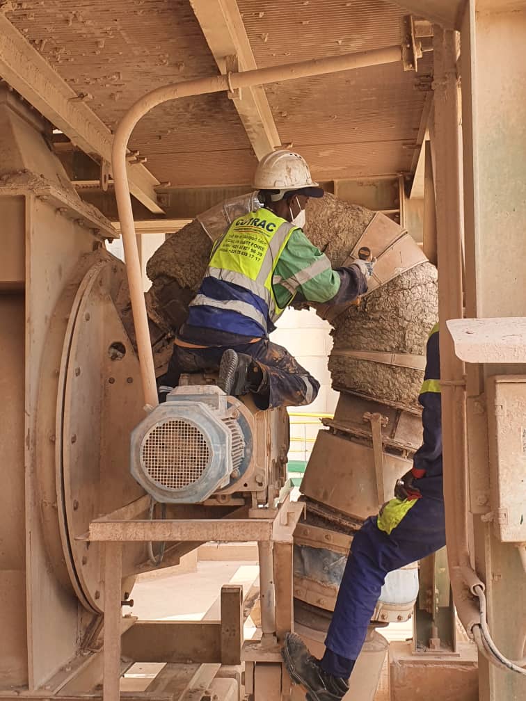 Intervention sur vis d'extraction industrielle SOCOCIM